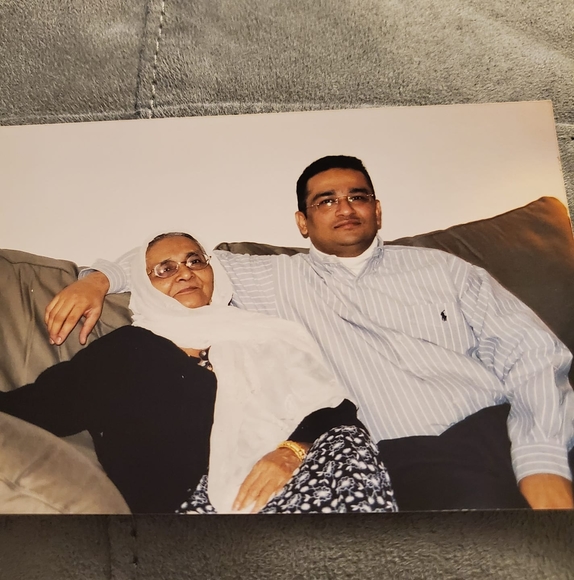 Meet your Posher, Adil - Picture 1 of 1